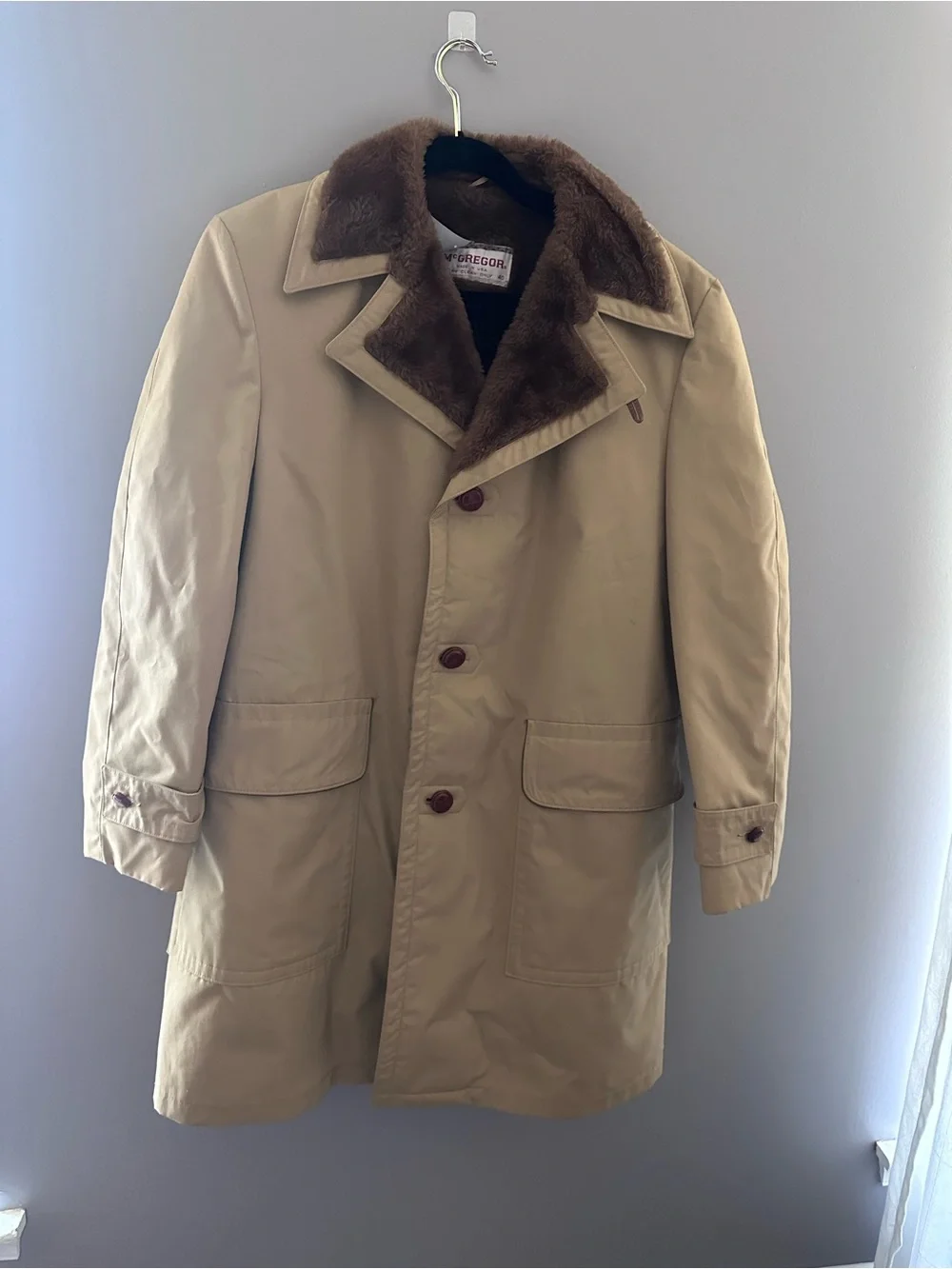 Vintage McGregor Men's Tan Trench Coat with Brown Fur Collar